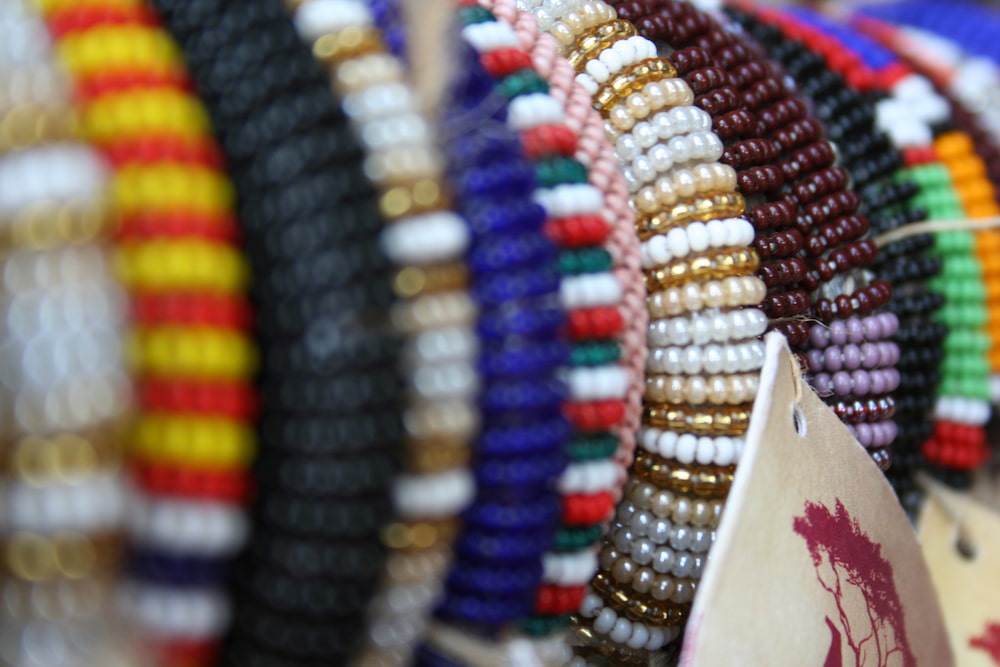 The Maa Trust facilitates the sale of beadwork to create sustainable income.