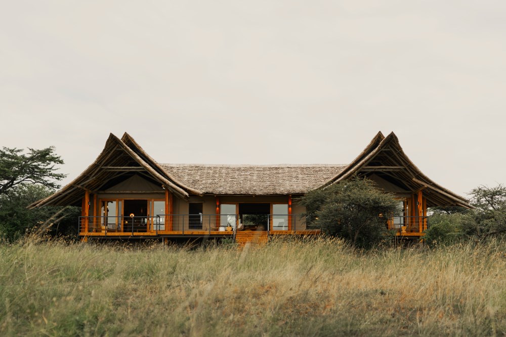 The family suites at Naboisho Camp are perfect for a family of 4