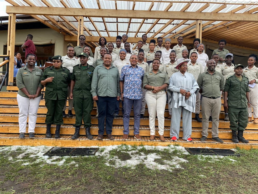 The former President of Tanzania, Mr Jakaya Kikwete, visited Dunia Camp with his family.