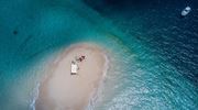 Fanjove Island Sand Bank Excursion Aerial View <5Mb