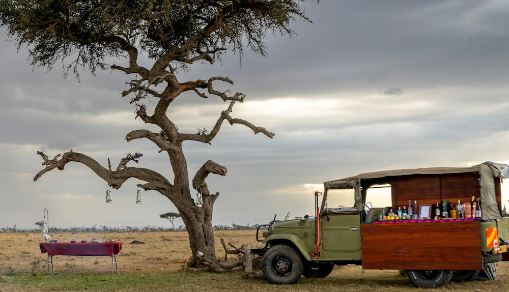 A converted Land Cruiser, known as the Refreshment Ranger, can deliver the perfect romantic sundowner experience at any location in the Naboisho Conservancy.