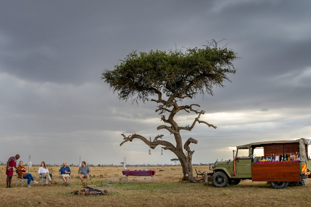 A private drinks setup in the Naboisho Conservancy