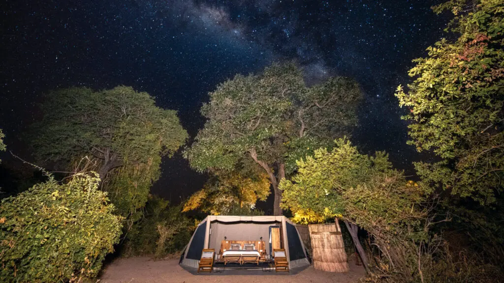 Kokoko tent with its roof canopy pulled back