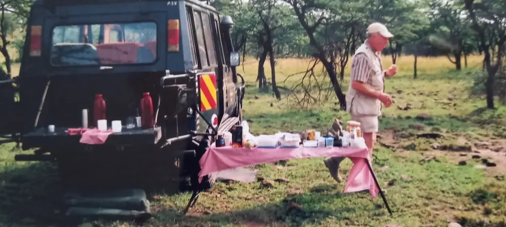 Naboisho safari breakfast 2011