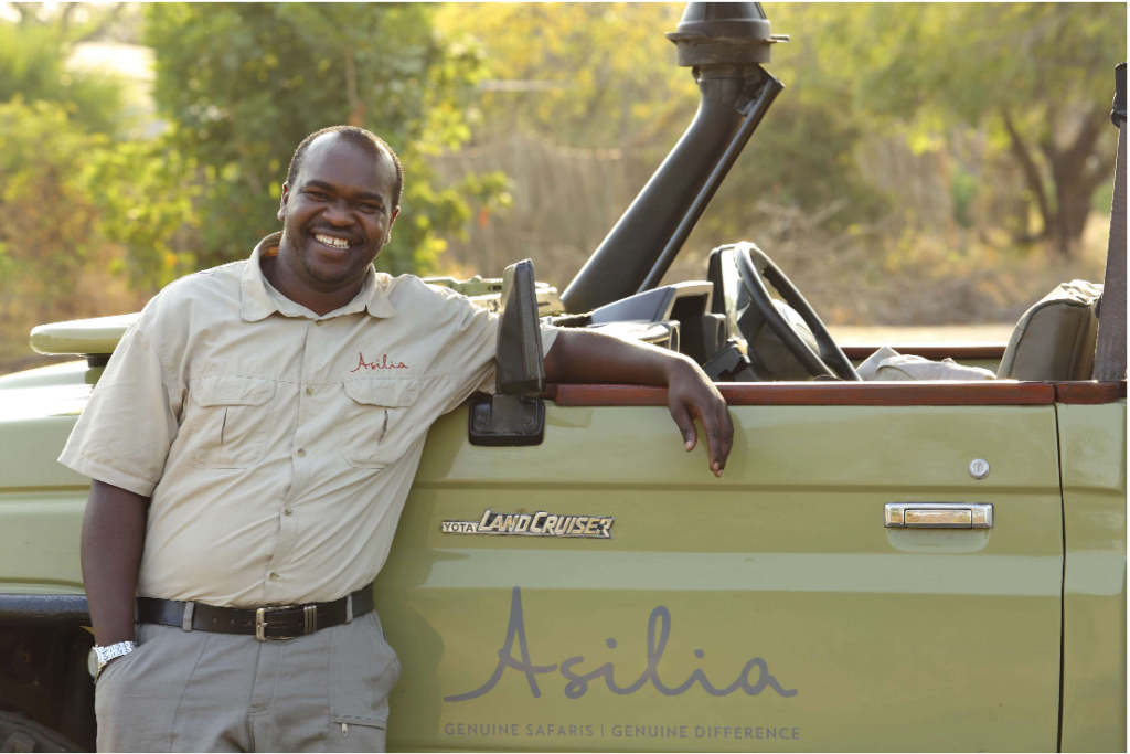 Safari Guide at Roho
