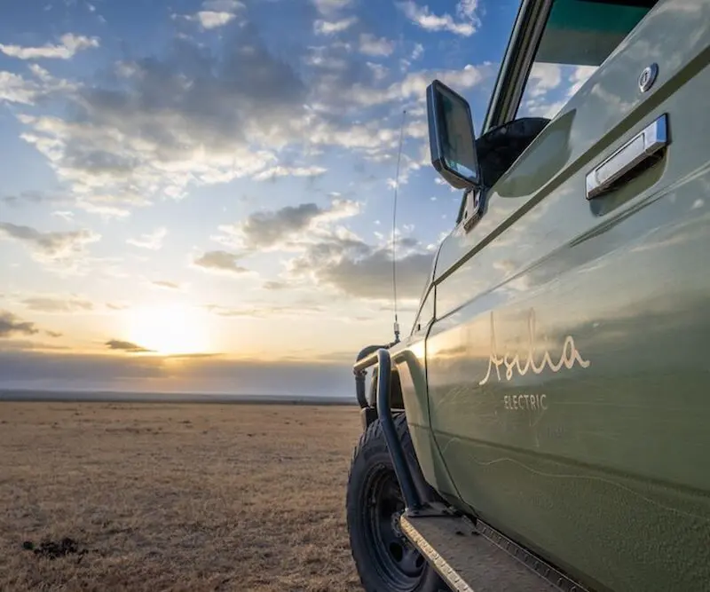 Photographic safari vehicle Ruaha National Park