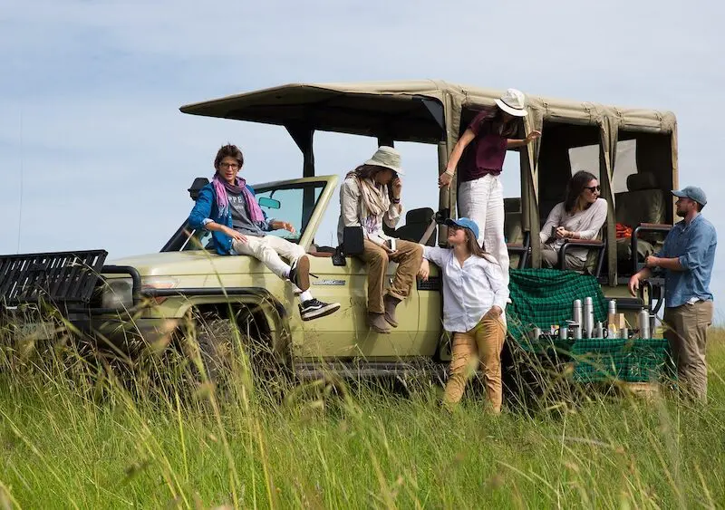header sayari camp game drive