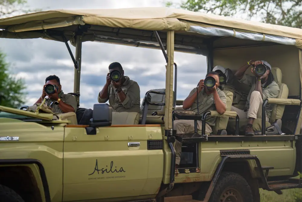 Guides in a safari vehicle, Tarangire National Park