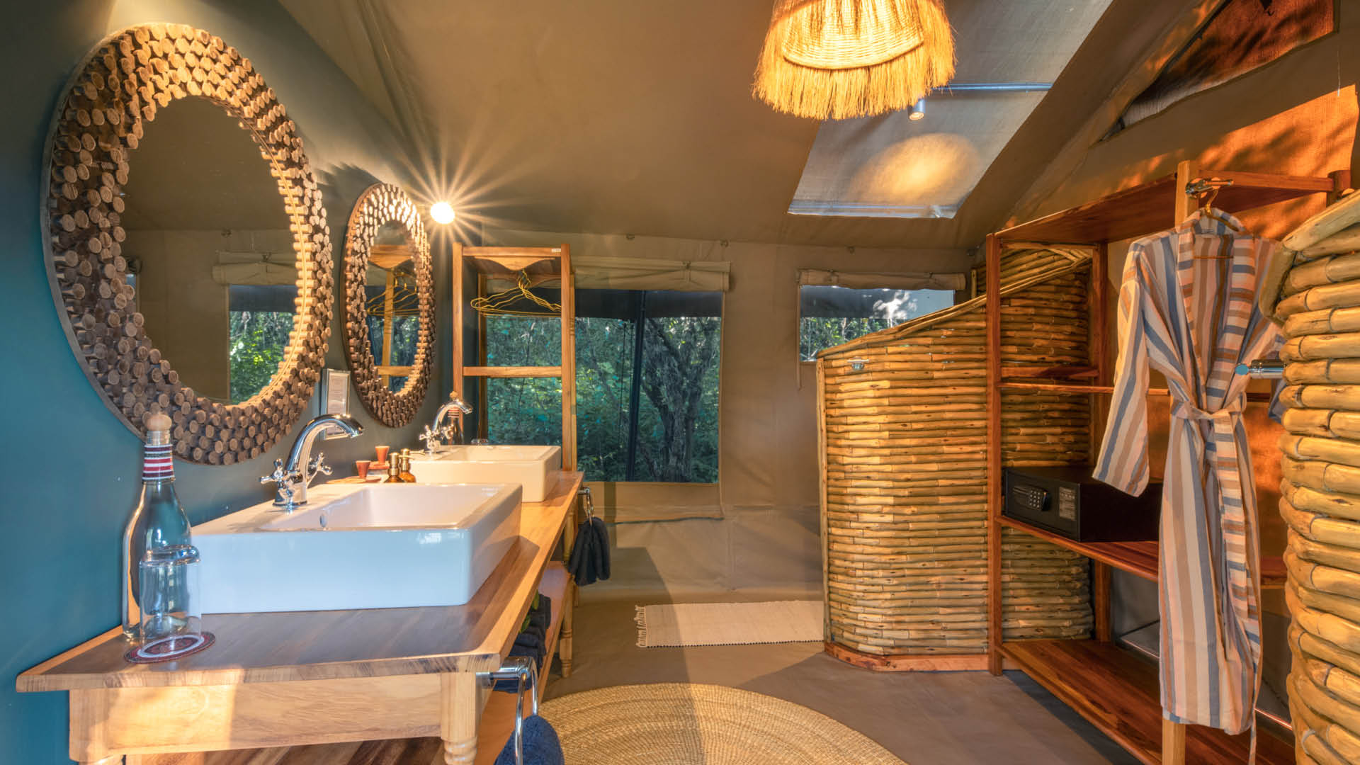 Twin vanities at Rekero Camp