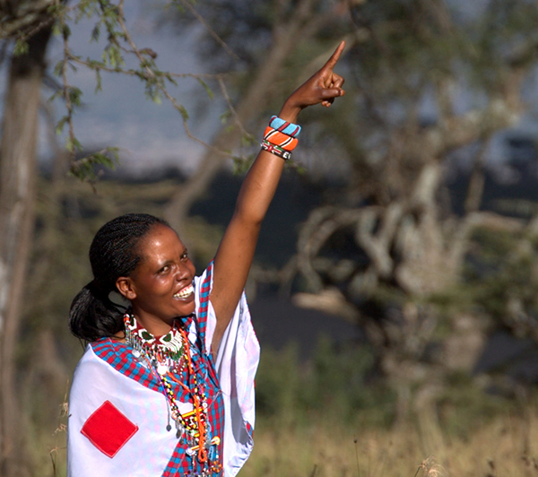 Evelyn adorns her traditional Maasai attire | Asilia Africa