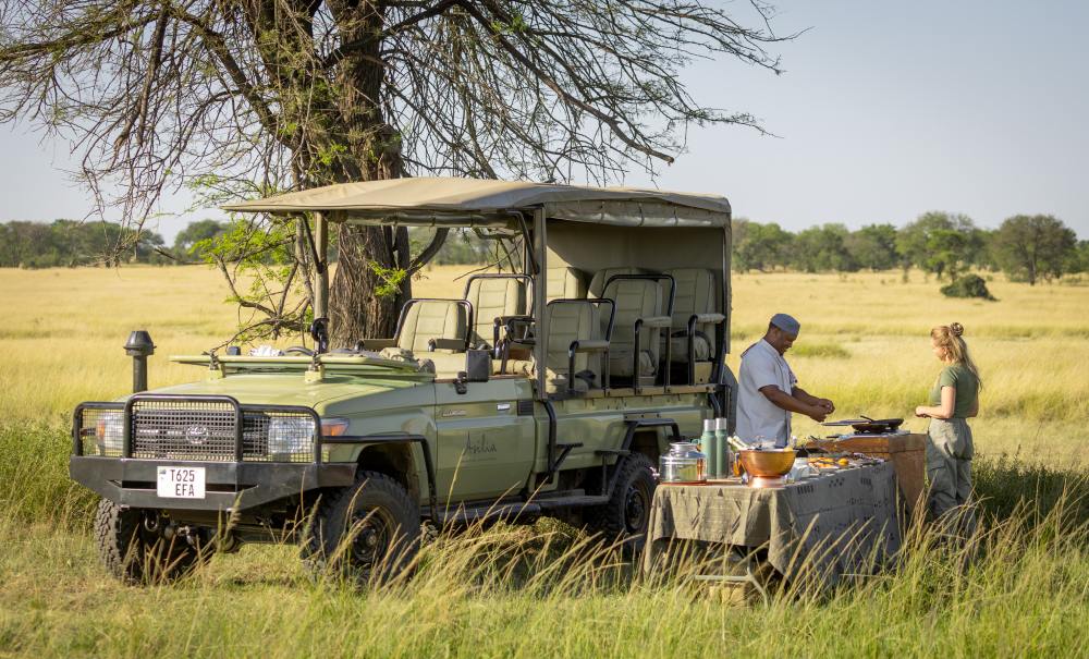 A bush breakfast on the plains of the Serengeti, Tanzania.